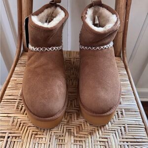 NEW EMU Australia Stinger Knit Flatform Platform Micro Boots Booties Size 7
